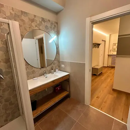 Grisoni Brothers' House - Grisoni Streetview Apartment Stresa