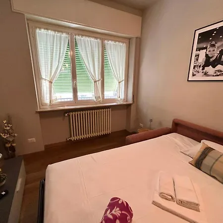 Grisoni Brothers' House - Grisoni Streetview Apartment *